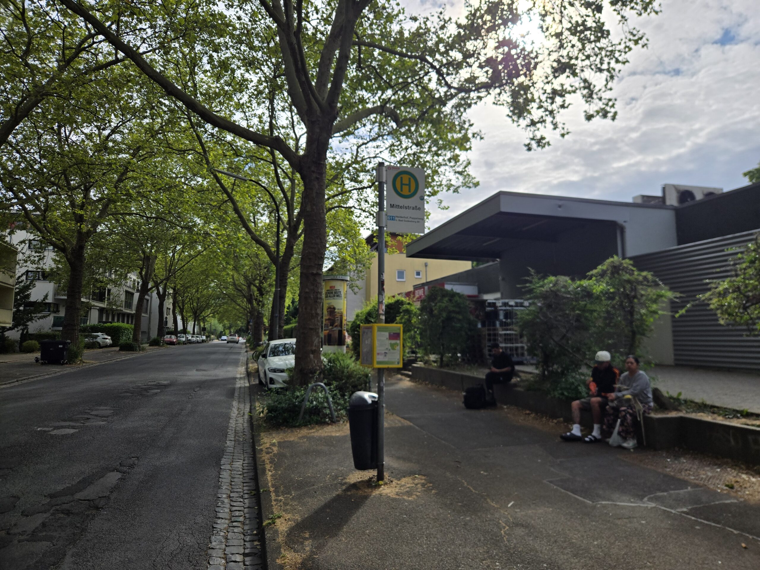 Get off the bus at Mittelstraße (Mittelstrasse). Turn around and walk back to the intersection.